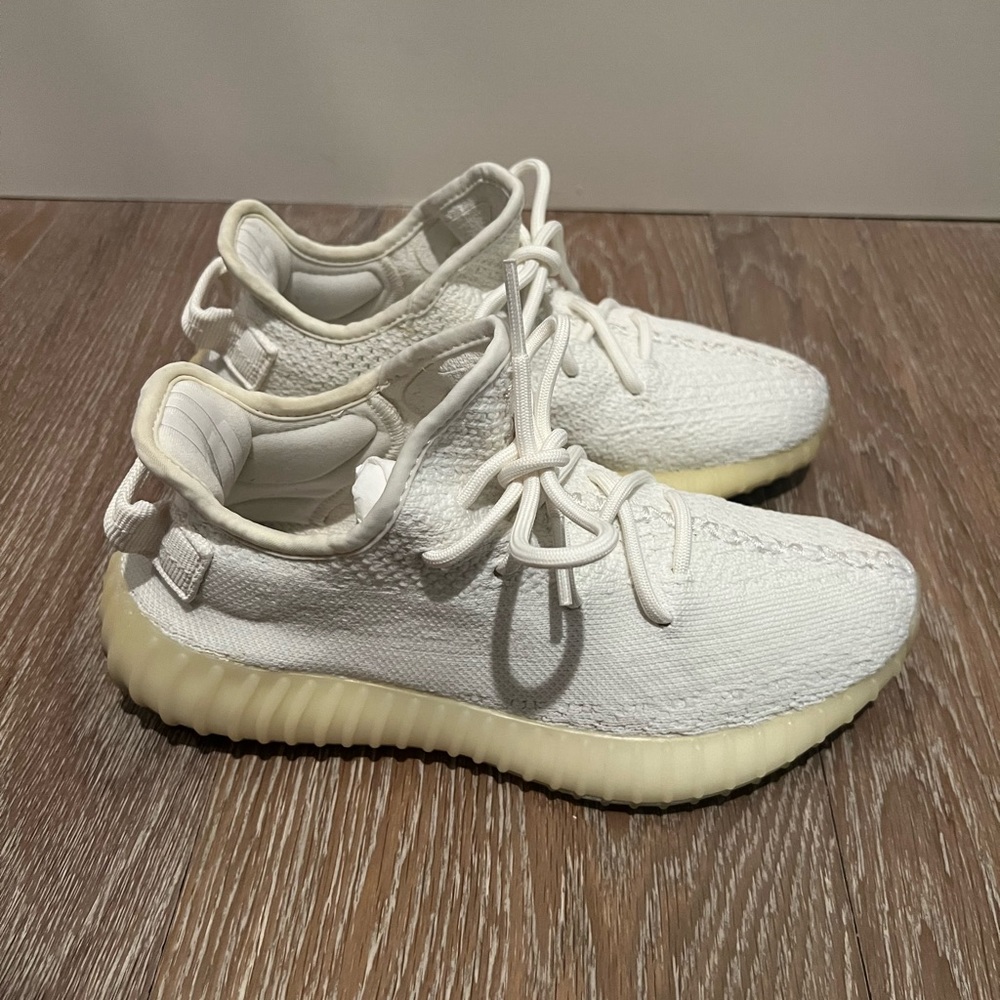 Yeezy Boost 350 White Sneakers